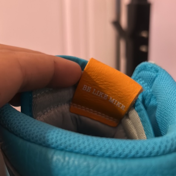 2017
Air Jordan 1 Retro High OG G8RD 'Blue Lagoon' - Picture 5 of 9